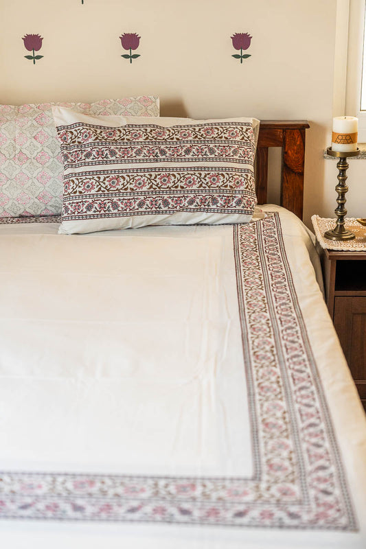 Rani Pink Border Bedsheet 300 TC Percale Cotton Bedsheet