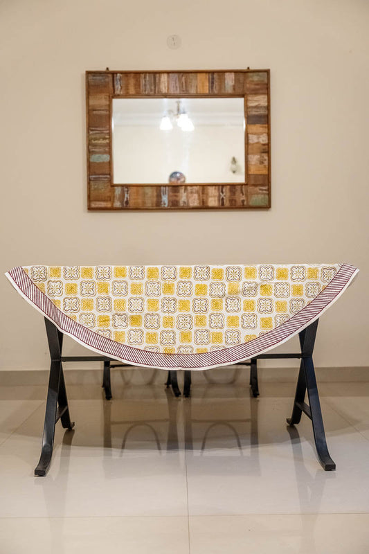 Sunshine Round Dining Linen