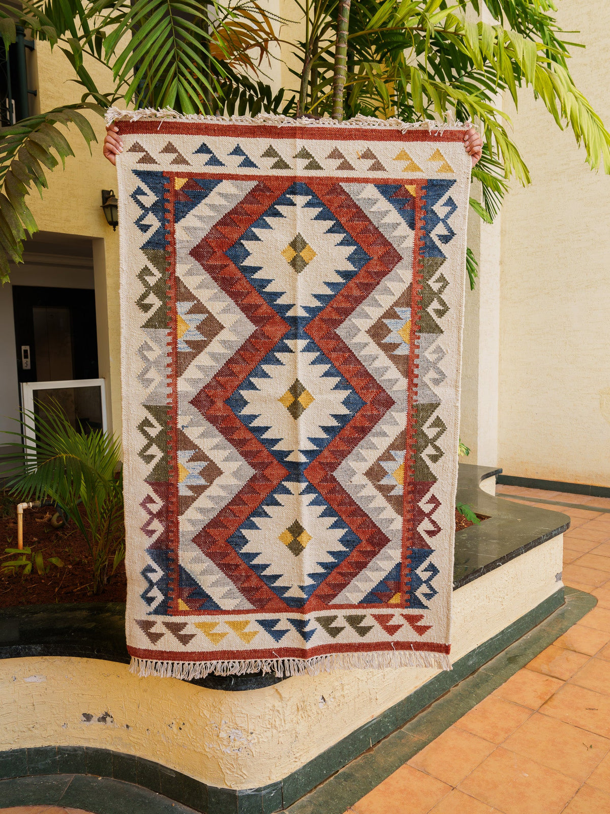 Handwoven Dhurrie Rug - The Geometric Weave
