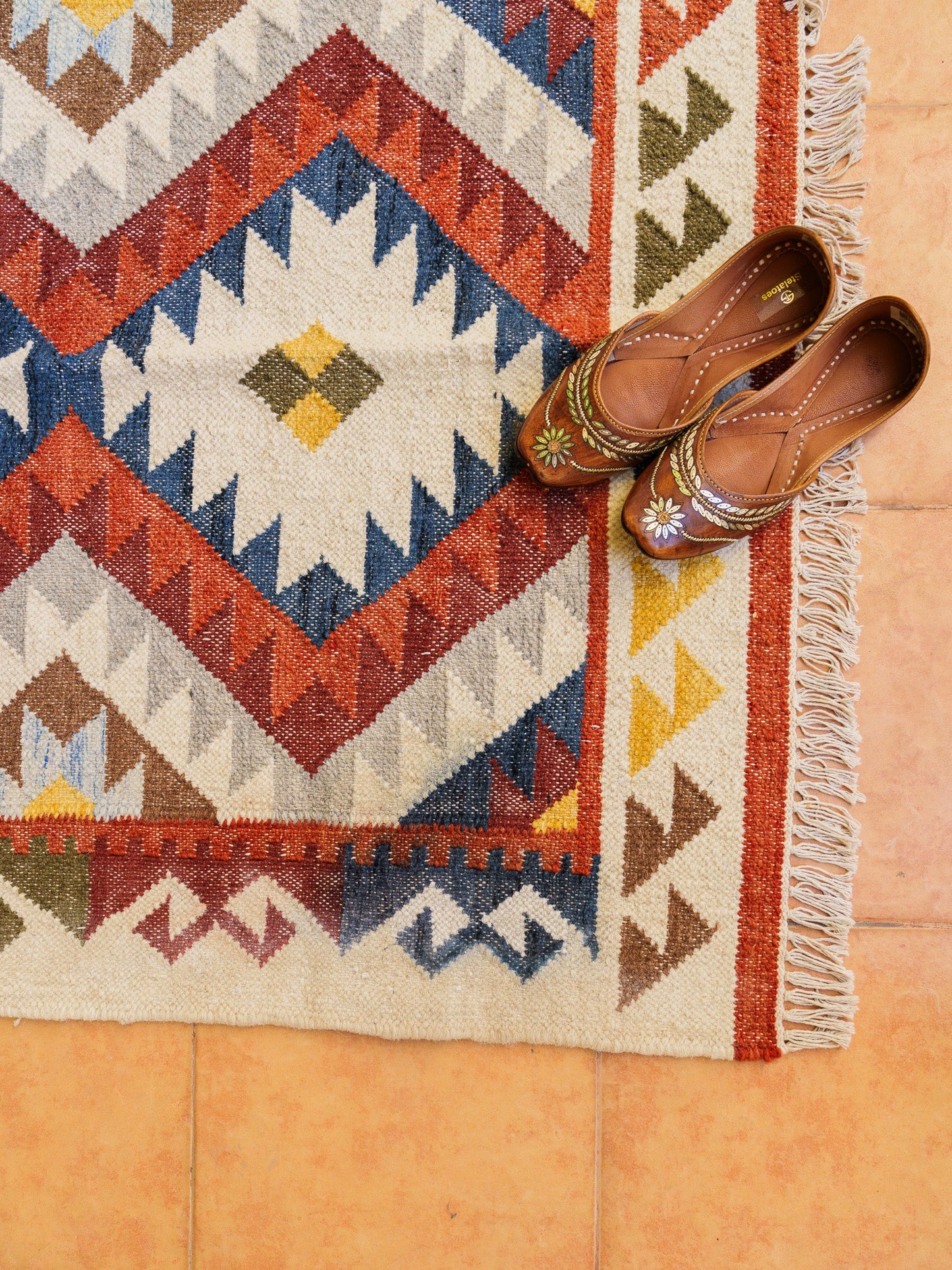 Handwoven Dhurrie Rug - The Geometric Weave